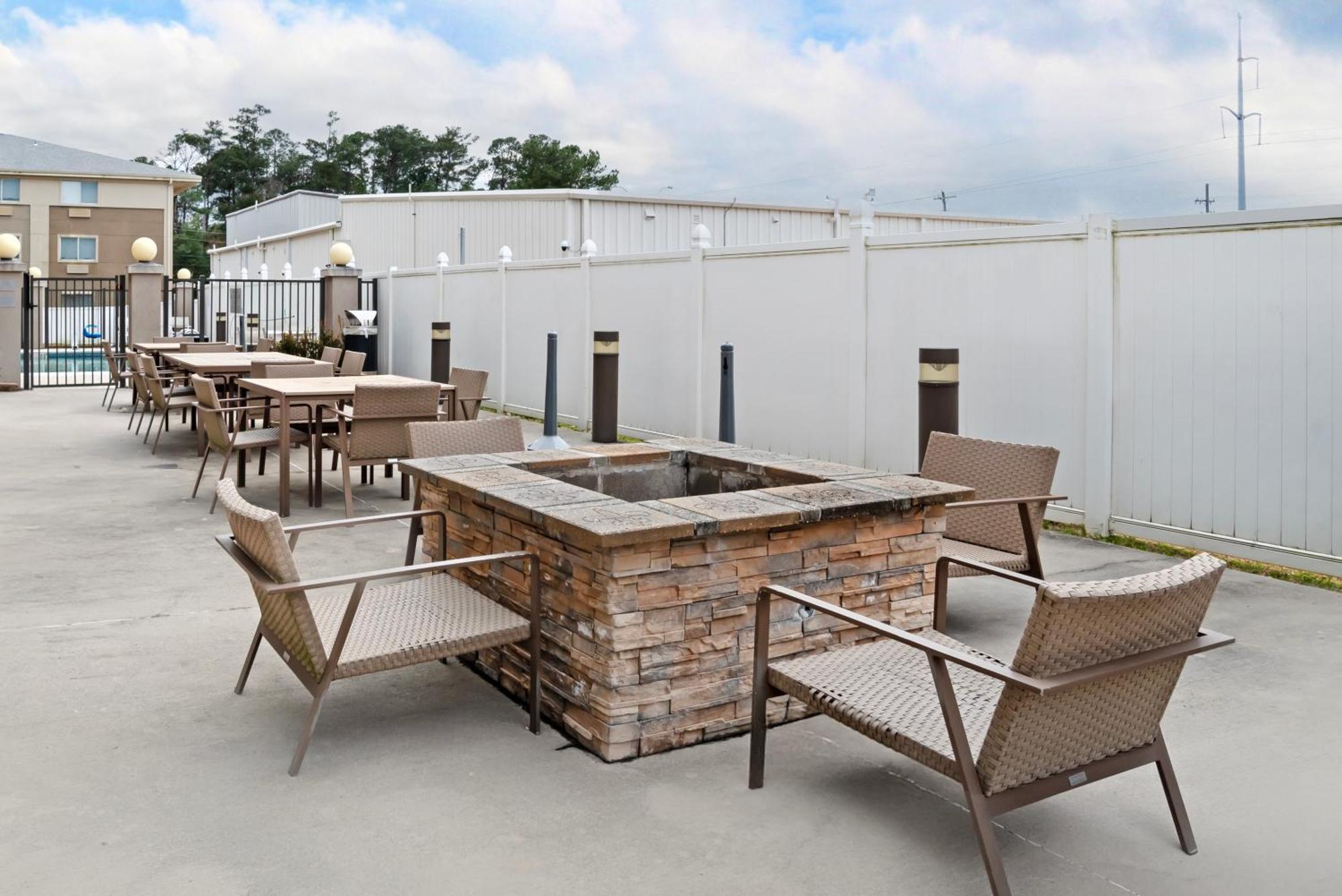 Comfort Inn & Suites Slidell Εξωτερικό φωτογραφία